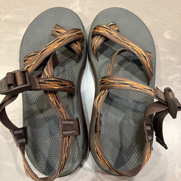 NEW MENS CHACO SHOES - Picture 1 of 8